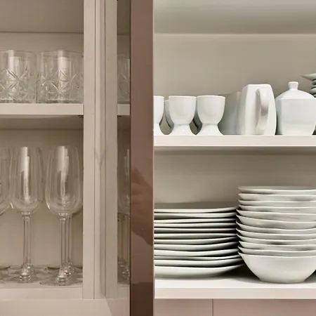 Apartmnet Near Ip Pavlova *