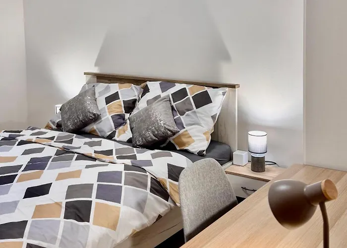 Apartmnet Near Ip Pavlova * Prag